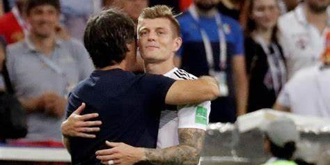 官方入口-【观点】剧务主任克罗斯是怎样的“球盲过滤器”？