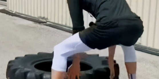 周琦推轮胎，易建联推轮胎，詹姆斯推轮胎，差距令人深思|NBA|拉塞尔-威斯布鲁克|柯蒂斯·琼斯|nba|萨克拉门托国王队_新浪体育_新浪新闻